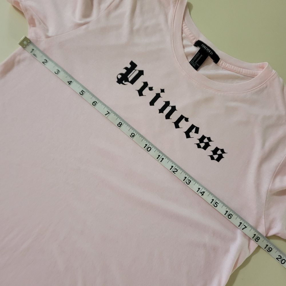 Forever 21 Women's Pink Graphic Princess Crewneck Short Sleeve T-Shirt - Picture 5 of 13